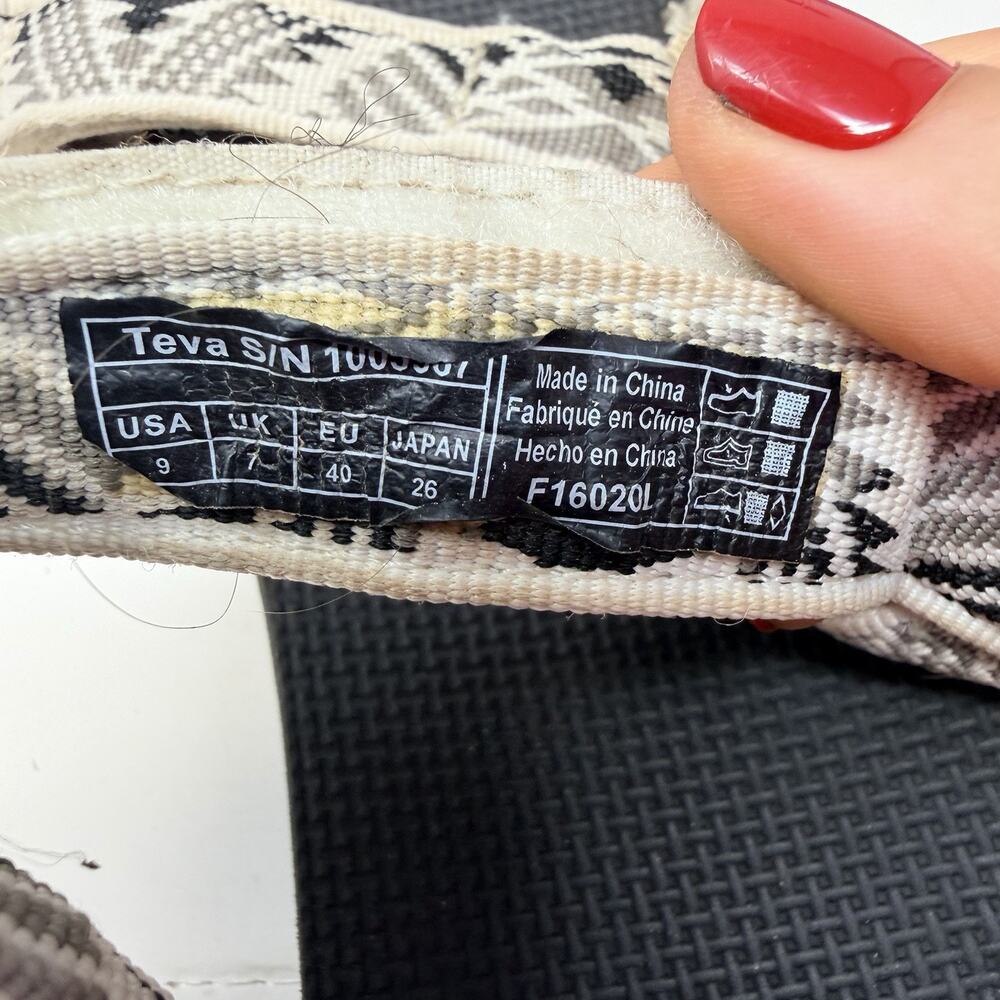 Teva Original Universal Sandals Tan Aztec Open Toe Hook And Loop Strap Size 9 - Picture 3 of 4